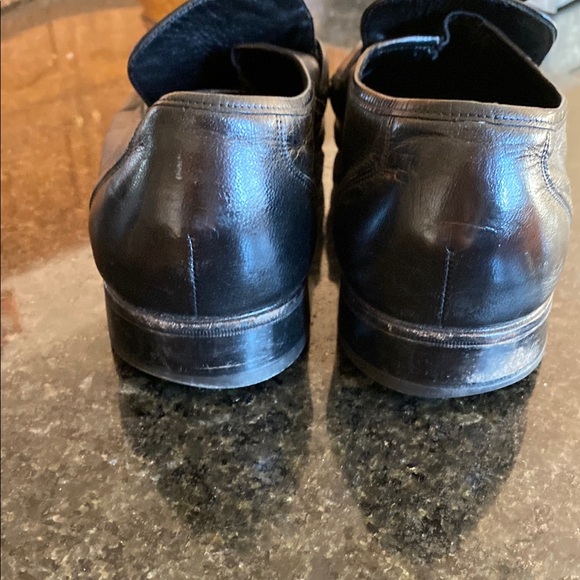 Men's Black Leather Loafers with Tassels - Picture 3 of 7